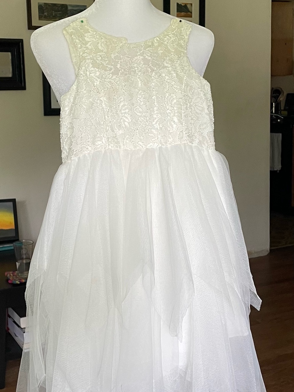 David’s Bridal Lace & Tulle Girls' Flower Girl Dress